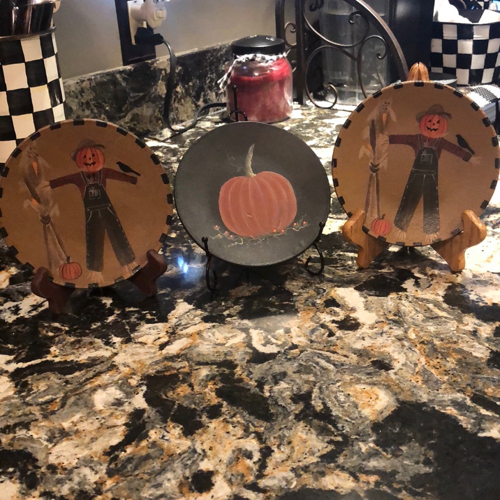 Hearthside Halloween collectible plates by Donna White. Selling separately